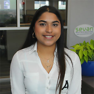 Internships & Co-ops 8 - Jennifer Maldonado